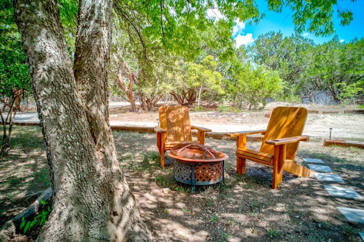Relaxing Alpaca Ranch Mins From Downtown Wimberley Villa Exterior foto